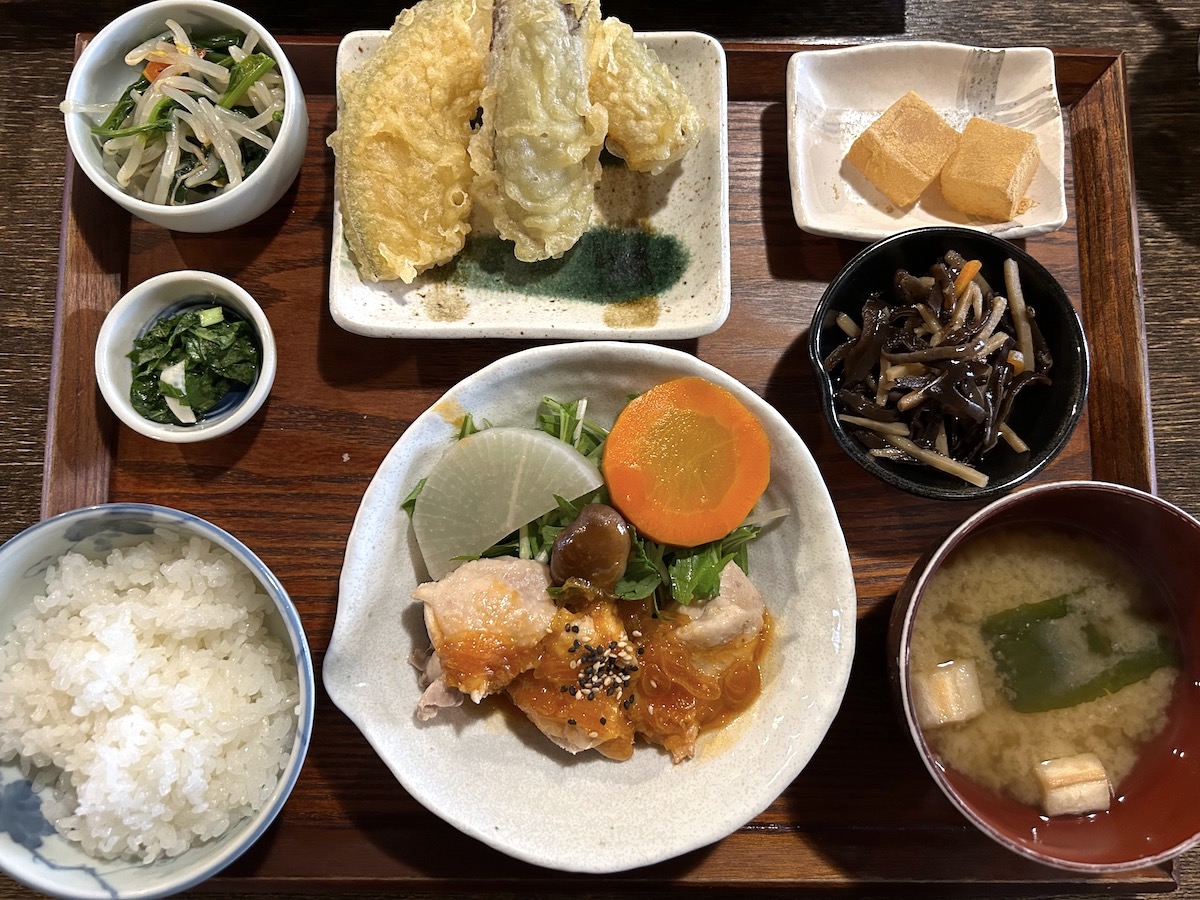 京大生のデートご飯　ここら屋　ここら屋定食