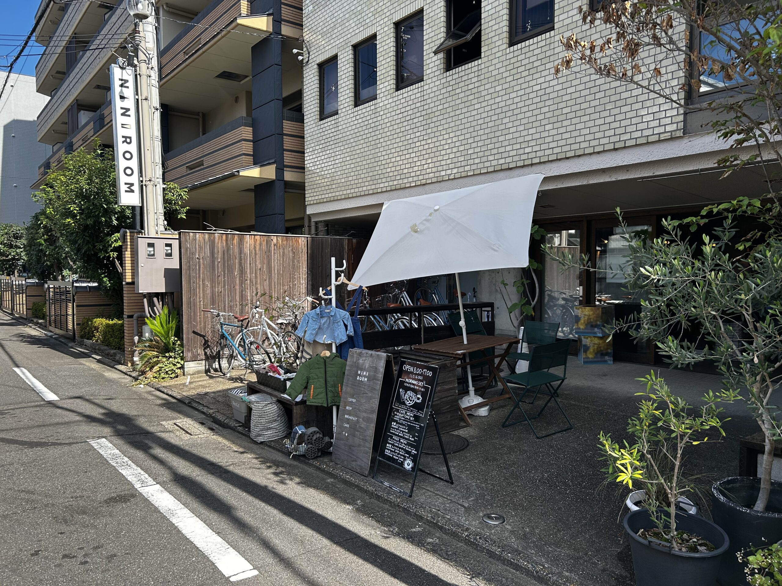 NINI ROOM 京大 カフェ