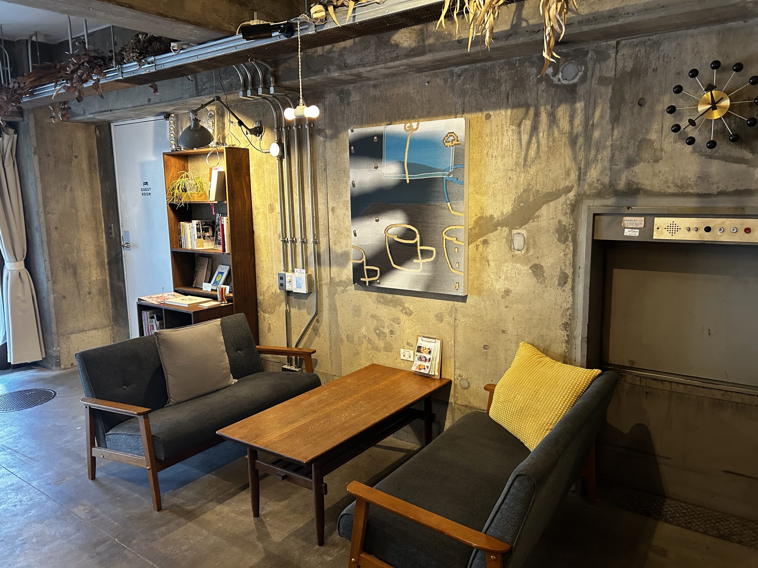 NINI ROOM 京大 カフェ